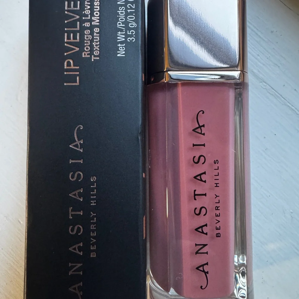 Anastasia Beverly Hills Liquid Lipstick - Mauve Rose Nude
